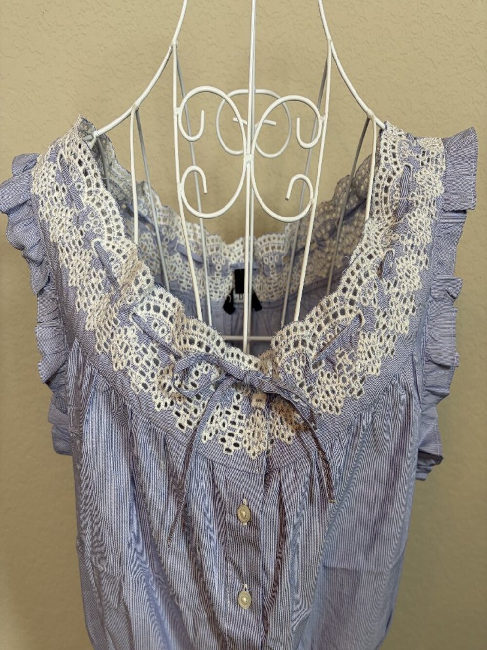 J CREW S Embroidered ruffle-trim cropped tank top Size M